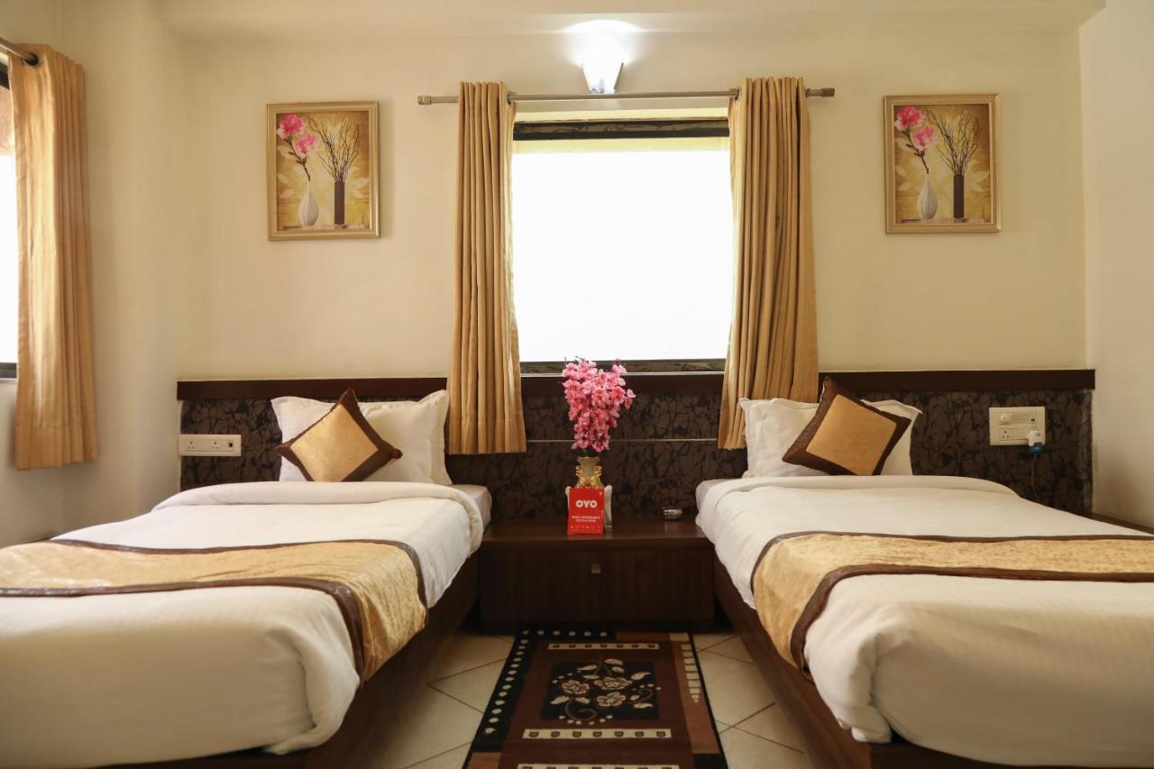 Oyo 10943 Hotel Plus Corporate Khapa  Екстер'єр фото
