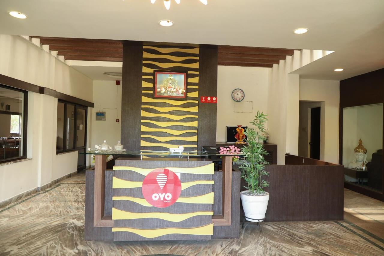 Oyo 10943 Hotel Plus Corporate Khapa  Екстер'єр фото