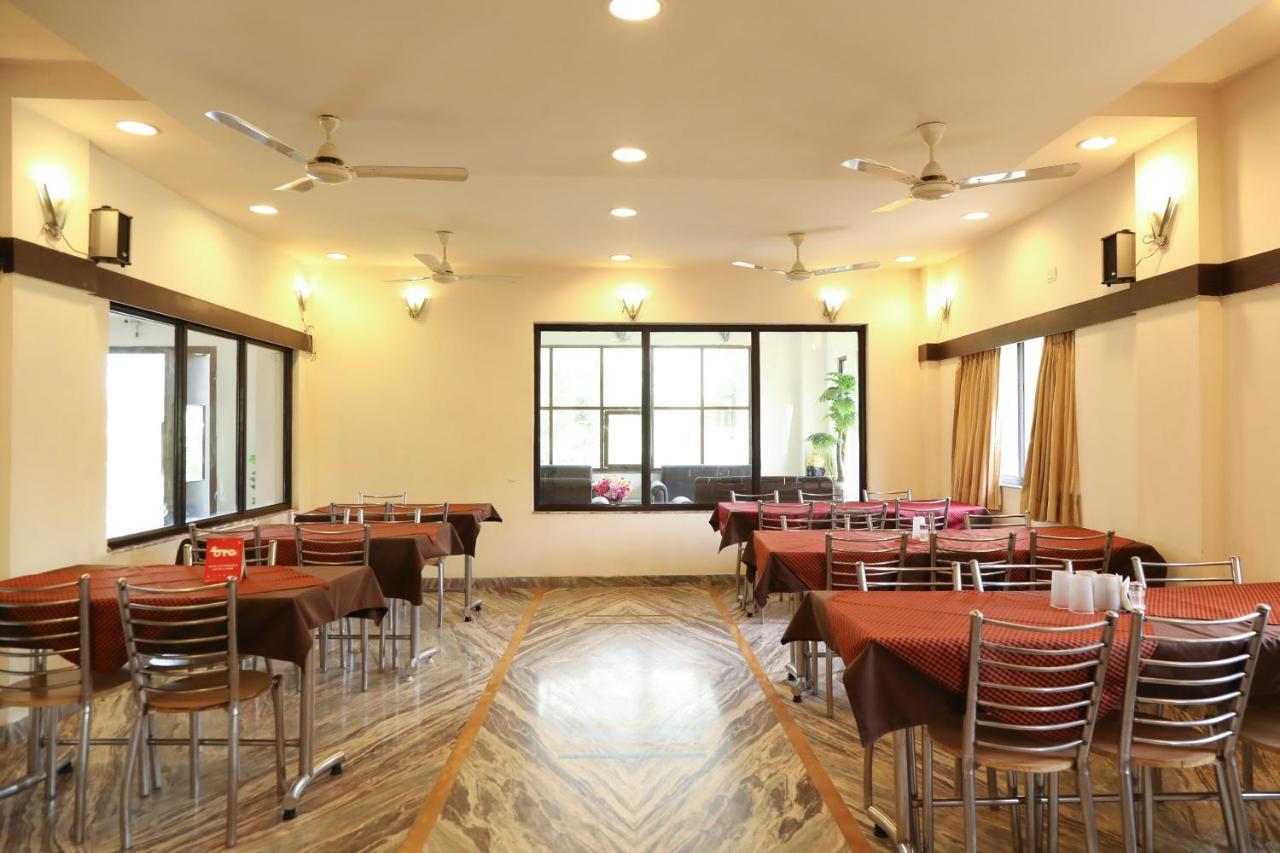 Oyo 10943 Hotel Plus Corporate Khapa  Екстер'єр фото